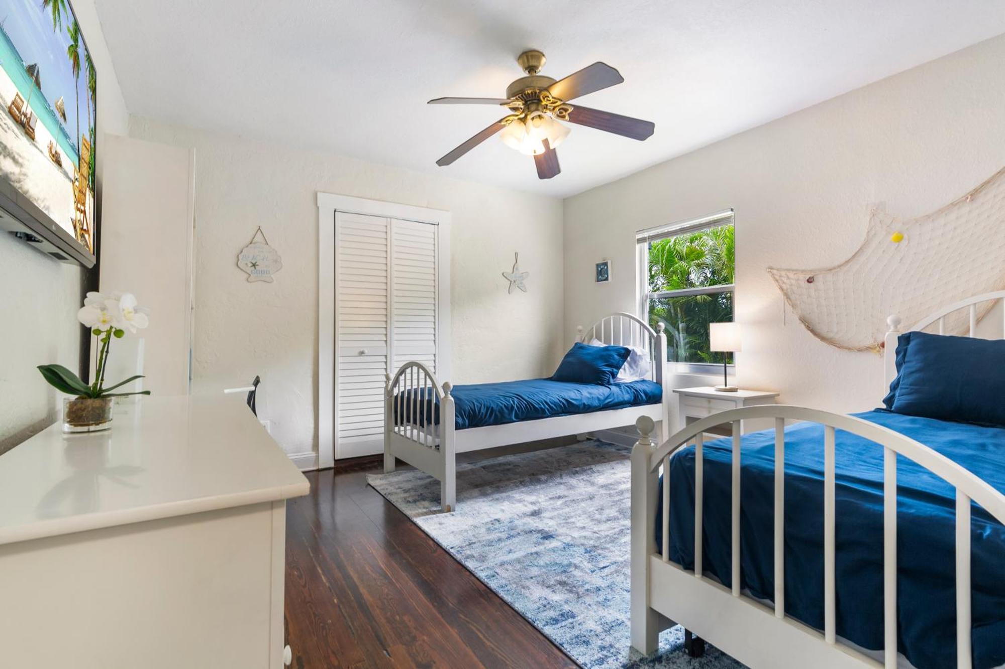 וסט פאלם ביץ' Chic Downtown Vacation Home And Guest Home מראה חיצוני תמונה
