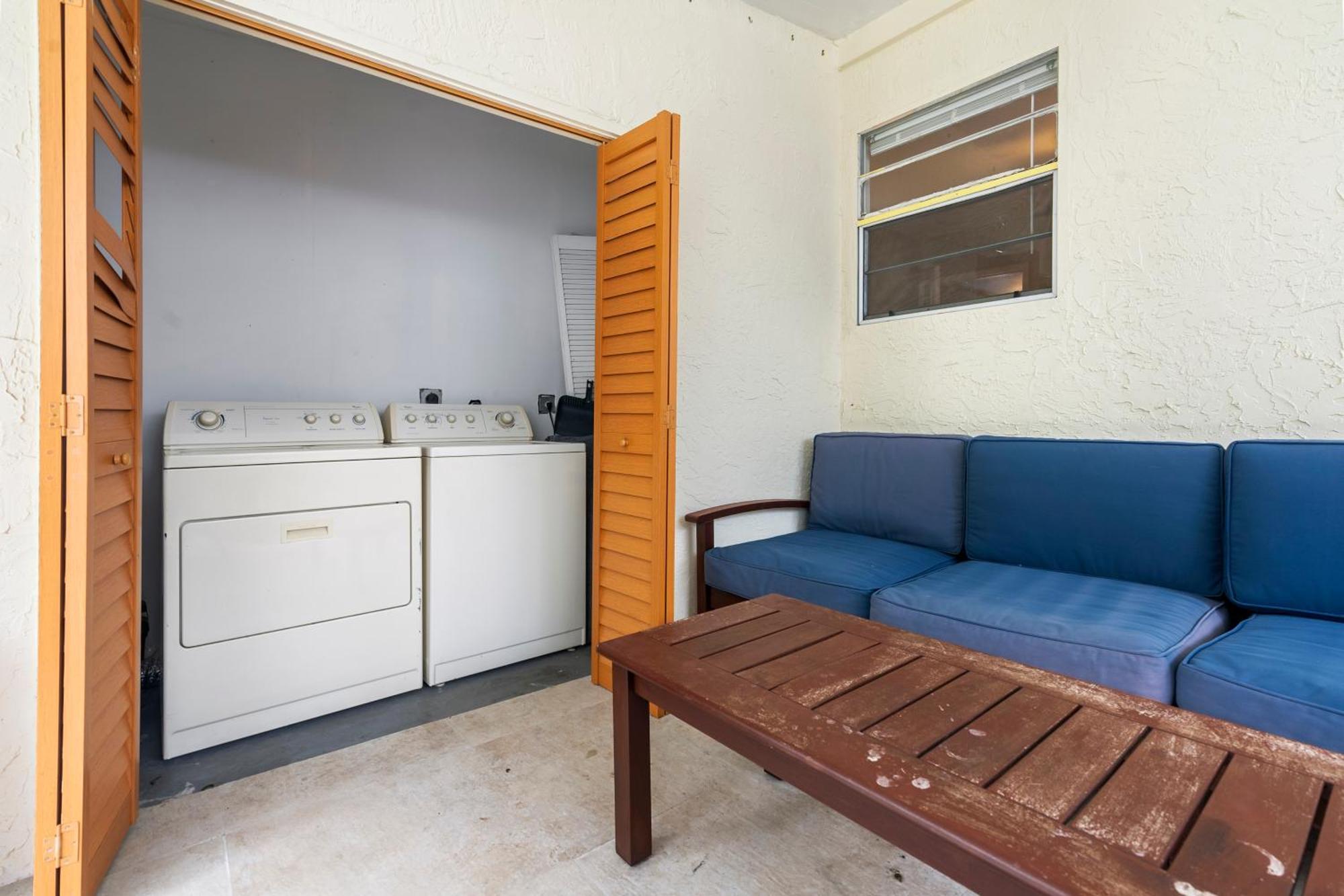 וסט פאלם ביץ' Chic Downtown Vacation Home And Guest Home מראה חיצוני תמונה